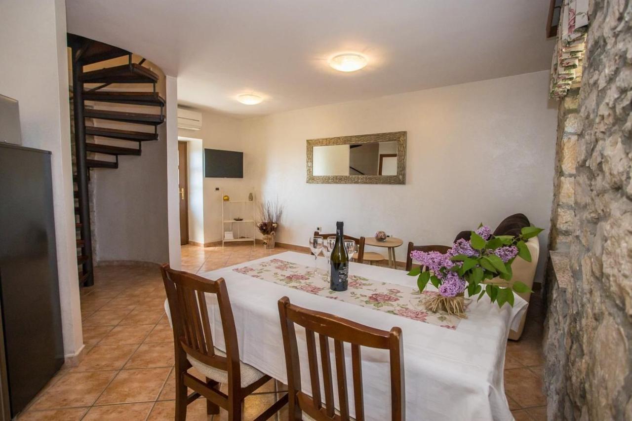 Apartment Nini Пореч Екстериор снимка